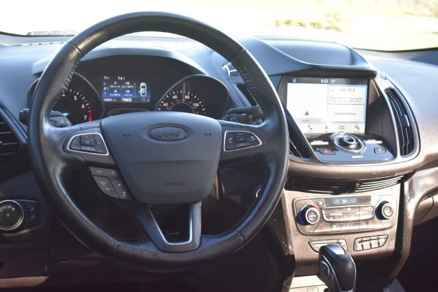 Used 2019 Ford Escape Titanium AWD/4WD image 21