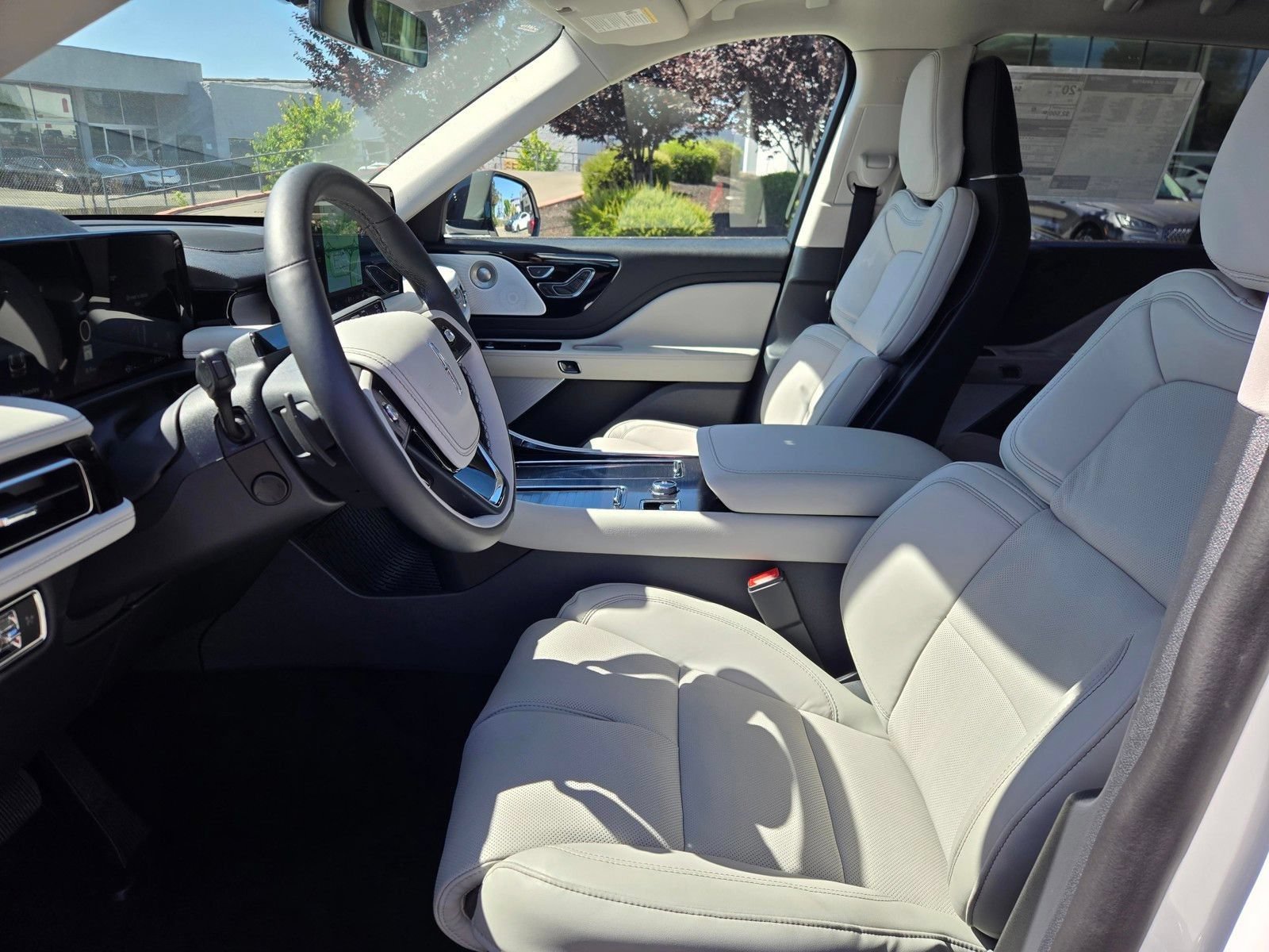 New 2026 Lincoln Aviator Reserve AWD/4WD image 14