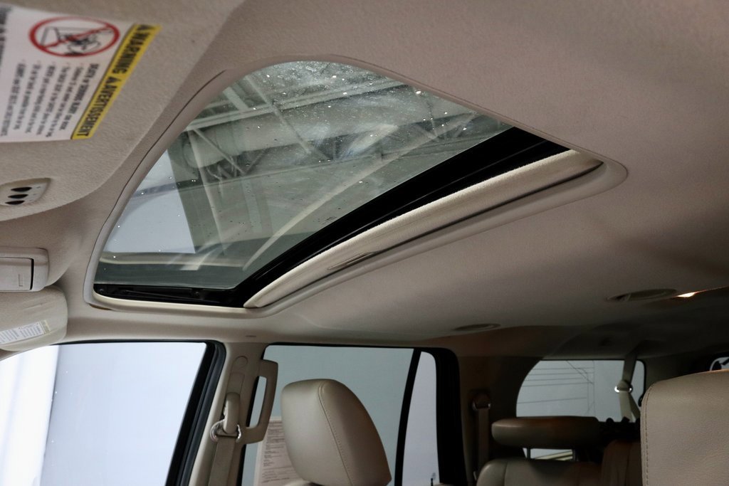 Used 2011 Ford Expedition EL XLT image 23