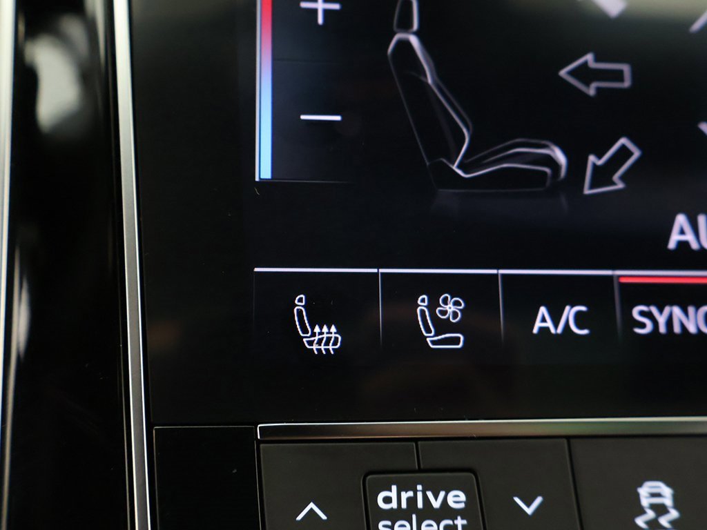 Used 2024 Audi Q8 Premium Plus image 55