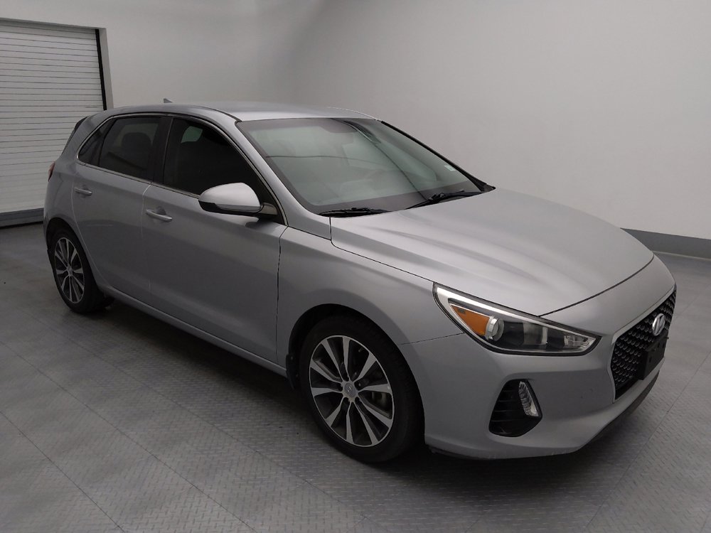 Used 2020 Hyundai Elantra GT FWD image 11