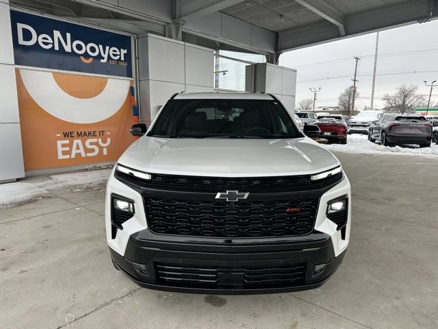 Certified 2025 Chevrolet Traverse RS image 2