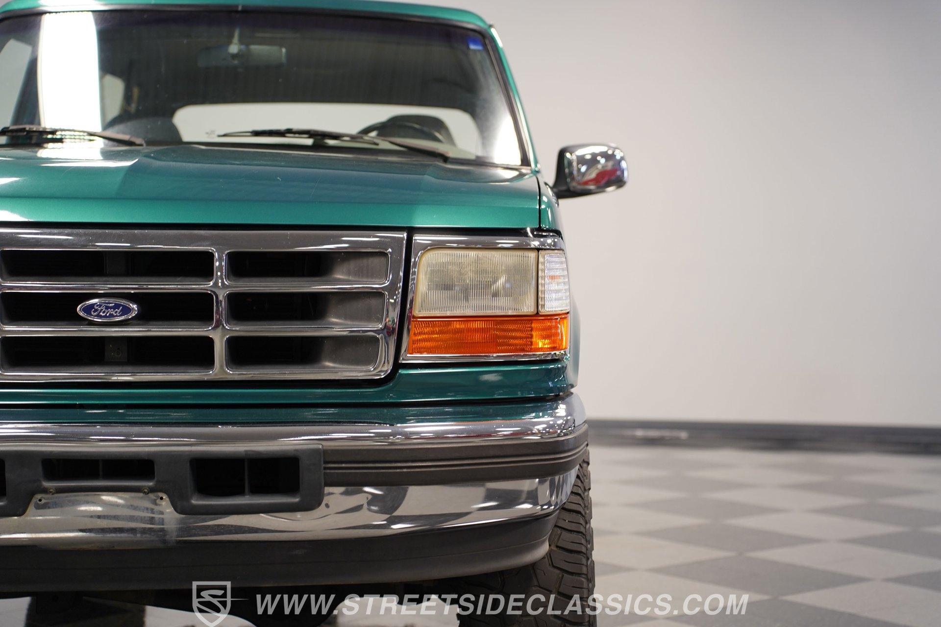 Used 1996 Ford Bronco XLT image 20