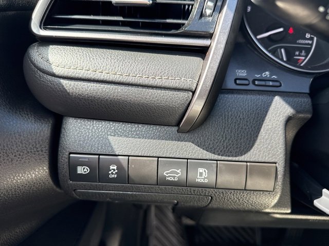 Used 2023 Toyota Camry SE image 17