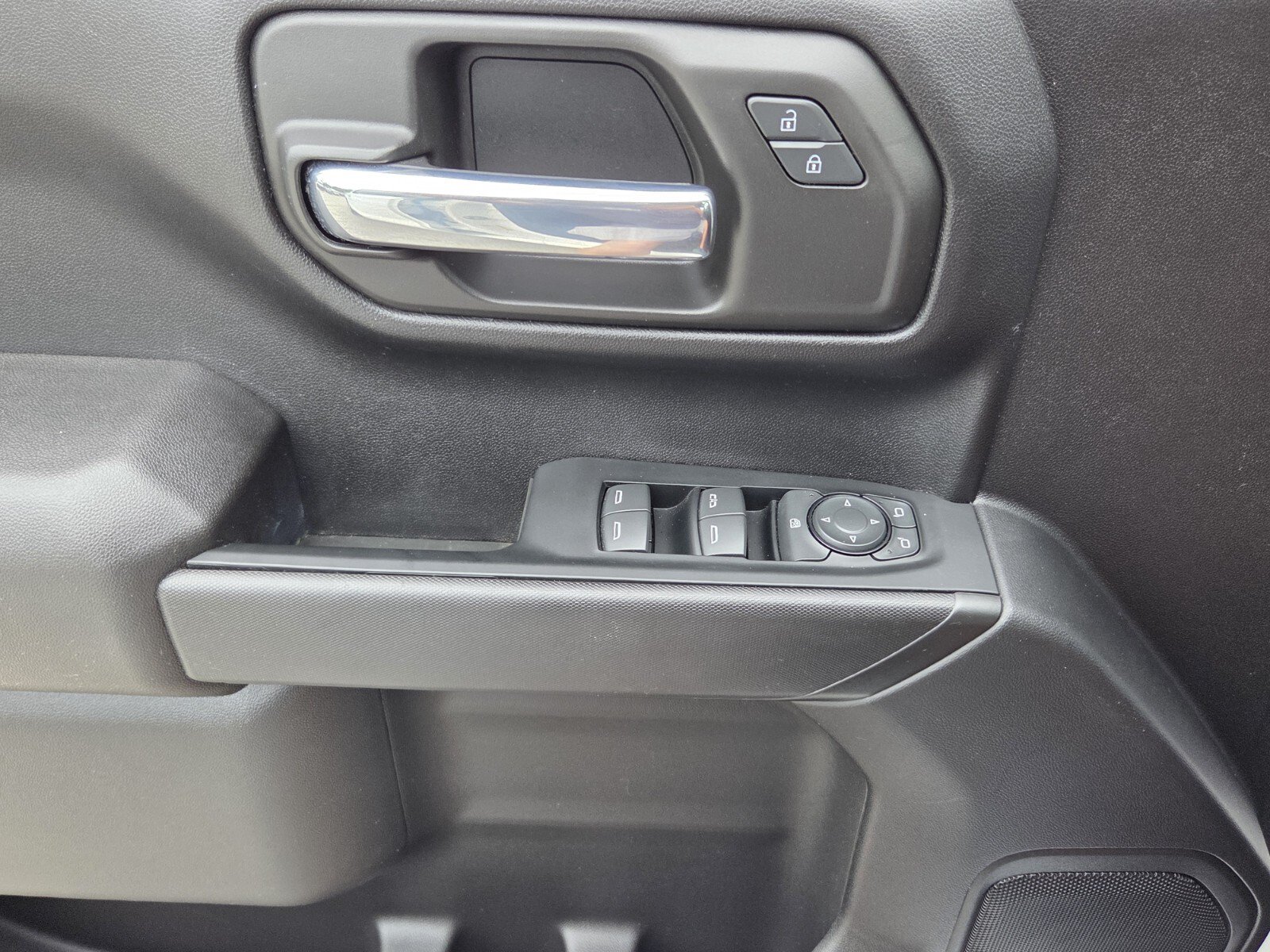 Used 2023 Chevrolet Silverado 1500 Custom RWD image 36