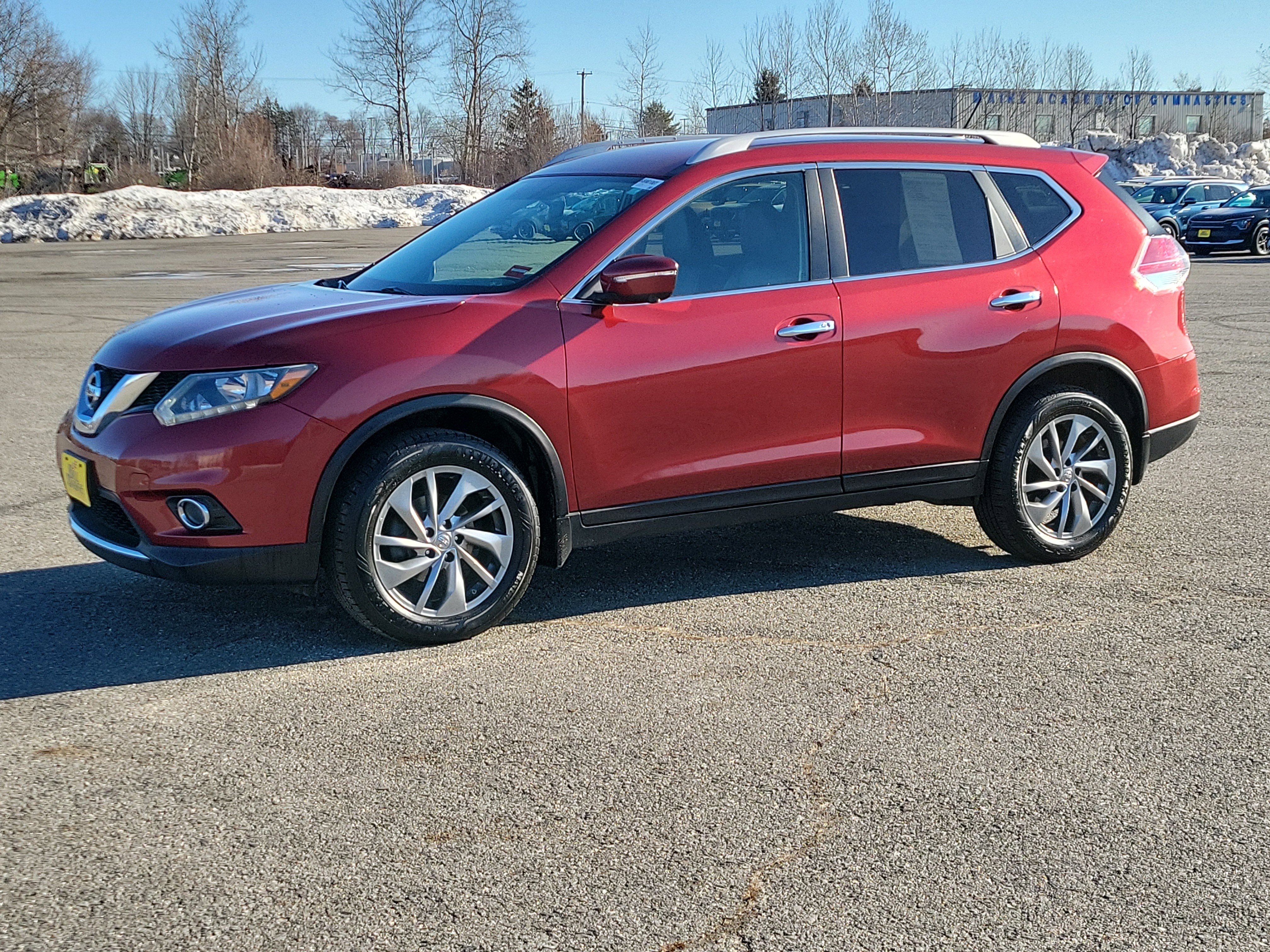 Used 2014 Nissan Rogue SL image 1