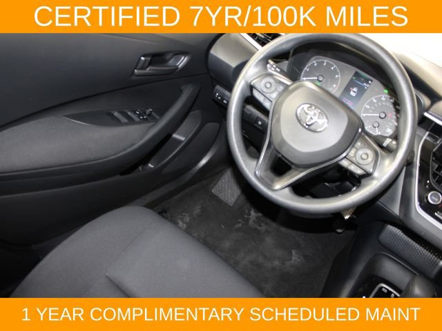 Used 2025 Toyota Corolla LE FWD image 15