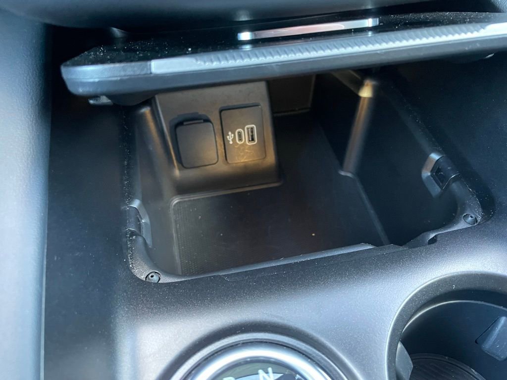 Used 2025 Ford Explorer ST-Line image 14