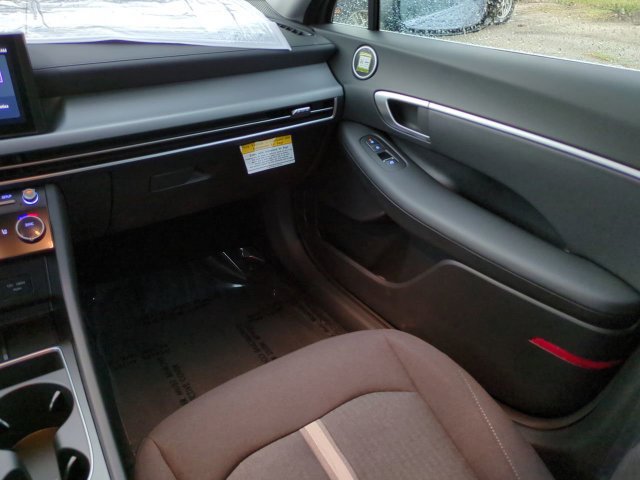New 2026 Hyundai Sonata SEL FWD image 15