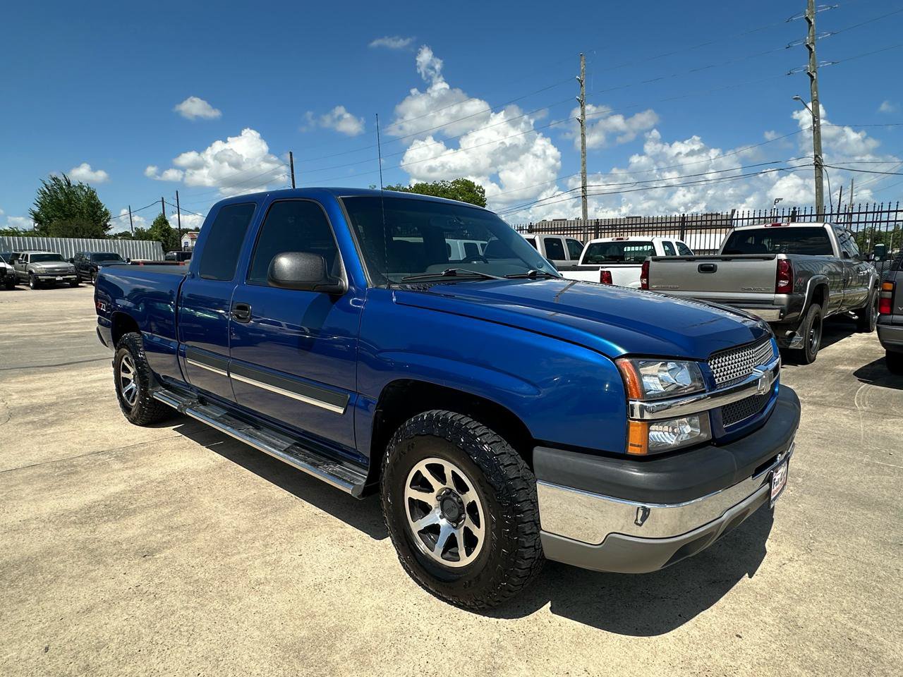 Used 2003 Chevrolet Silverado 1500 LS w/ Off-Road Package AWD/4WD image 7