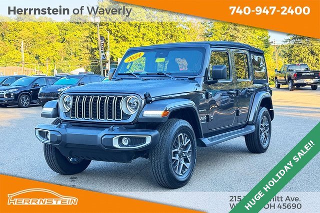 Used 2024 Jeep Wrangler Sahara image 3