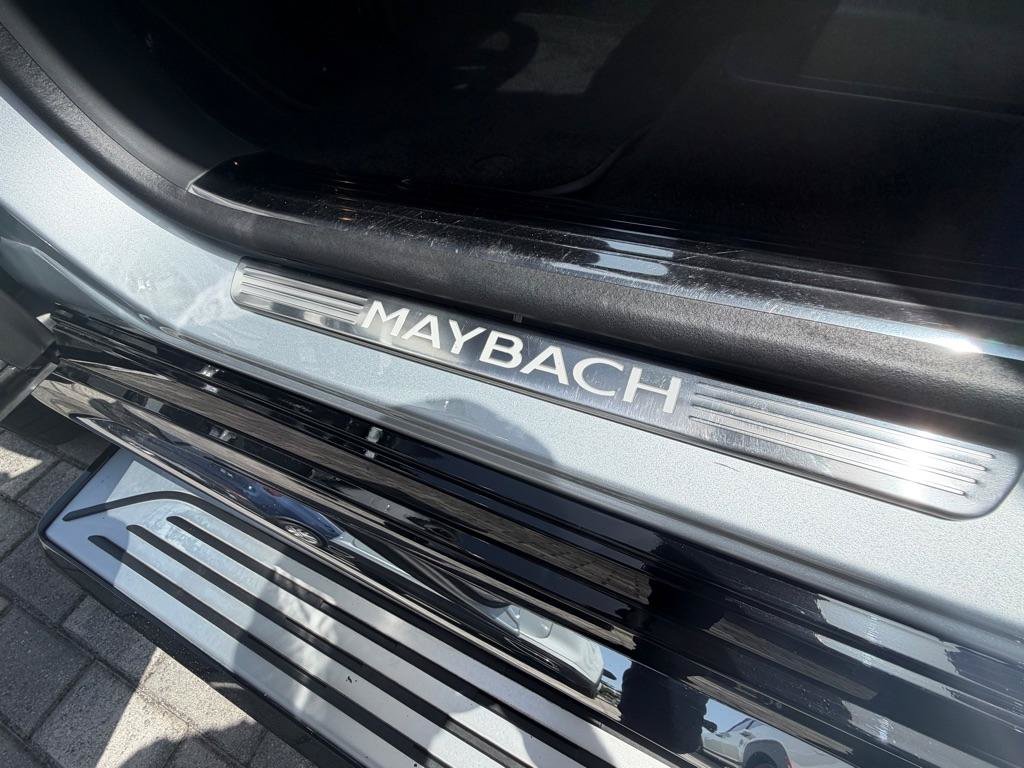 Used 2024 Mercedes-Benz Maybach GLS 600 4MATIC image 22