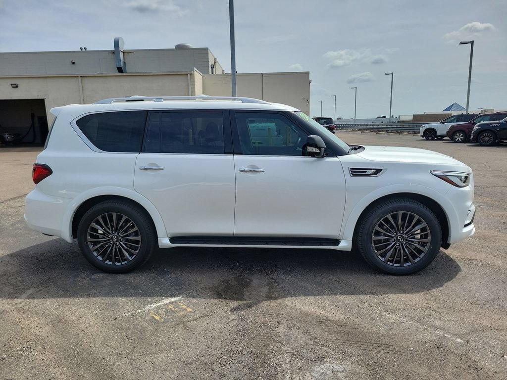 Used 2024 INFINITI QX80 Premium Select w/ Cargo Package AWD/4WD image 6