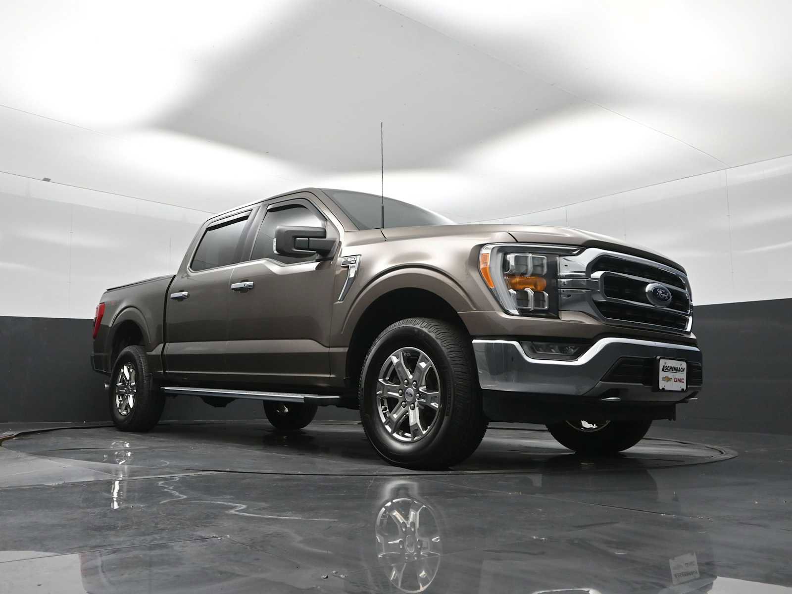 Used 2021 Ford F150 XLT w/ Equipment Group 302A High AWD/4WD image 18