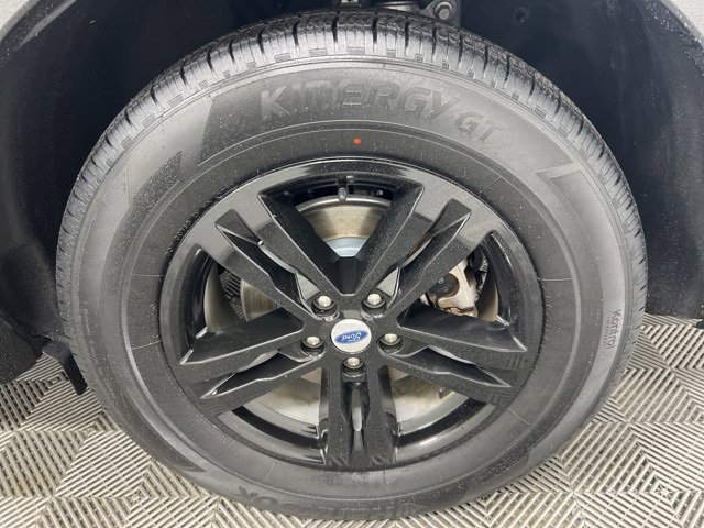 Used 2022 Ford Explorer XLT w/ Equipment Group 202A image 15