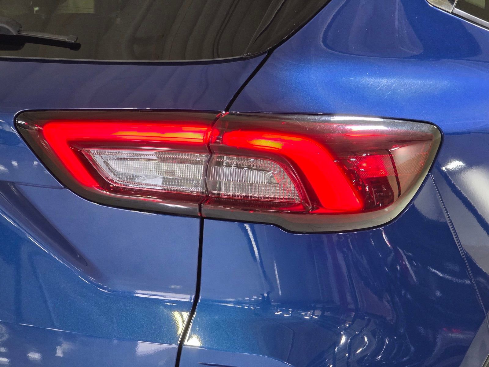 Used 2023 Ford Escape Active image 12