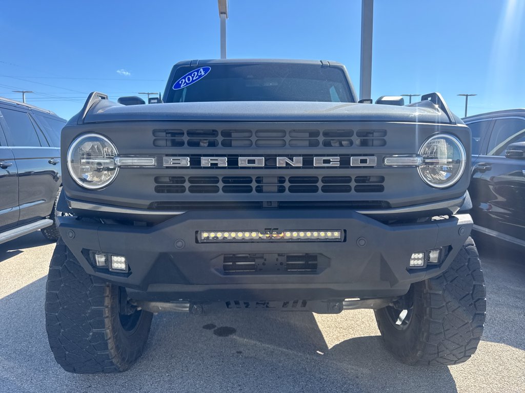 Used 2024 Ford Bronco Black Diamond AWD/4WD image 10