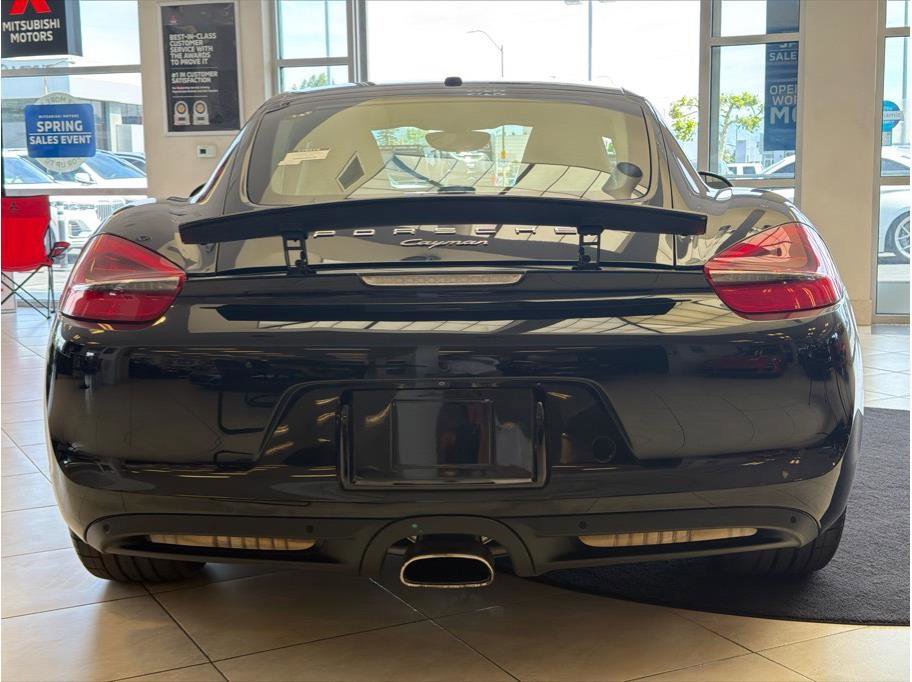 Used 2016 Porsche Cayman image 6