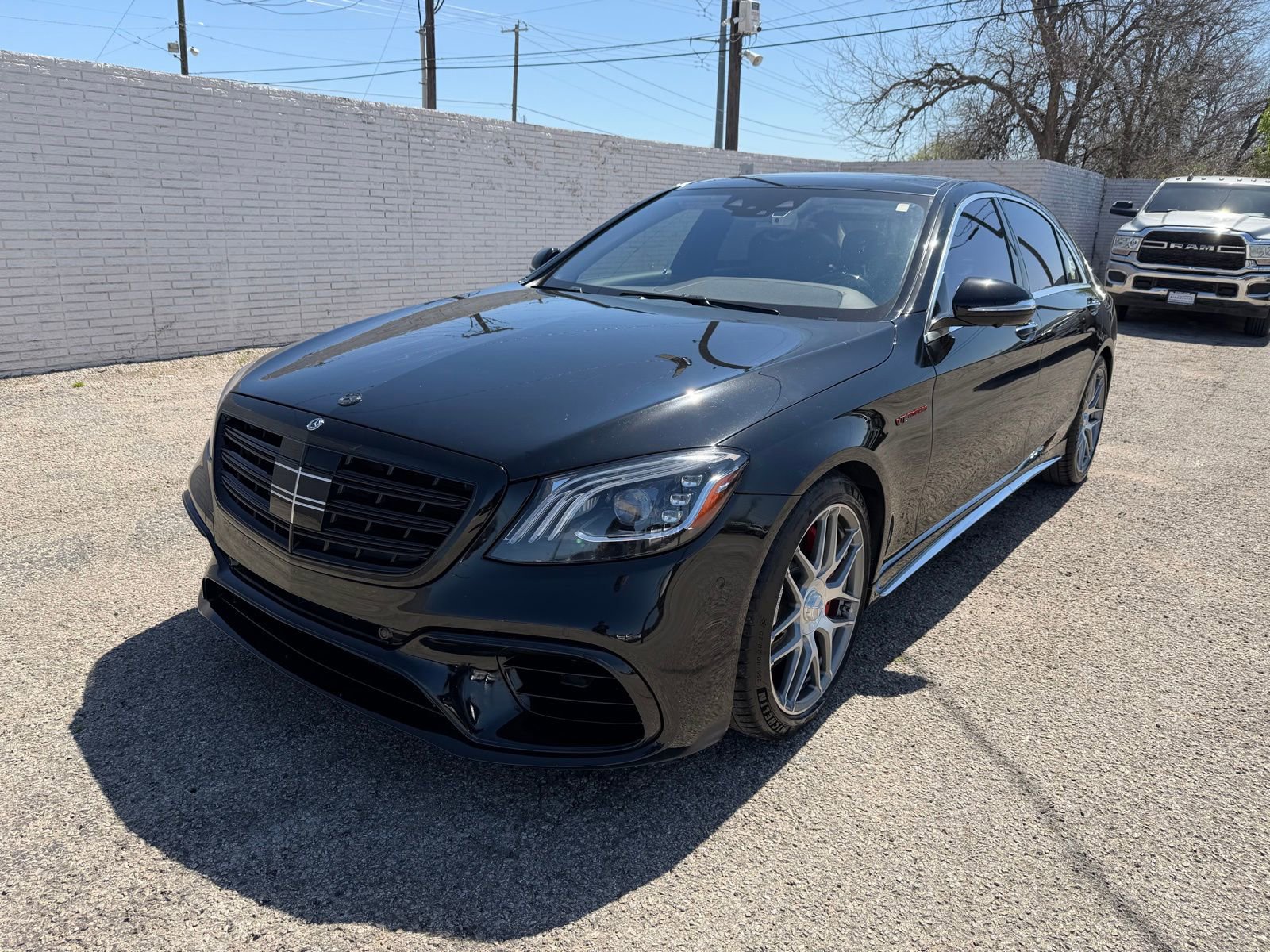Used 2019 Mercedes-Benz S 63 AMG S 4MATIC Sedan image 1