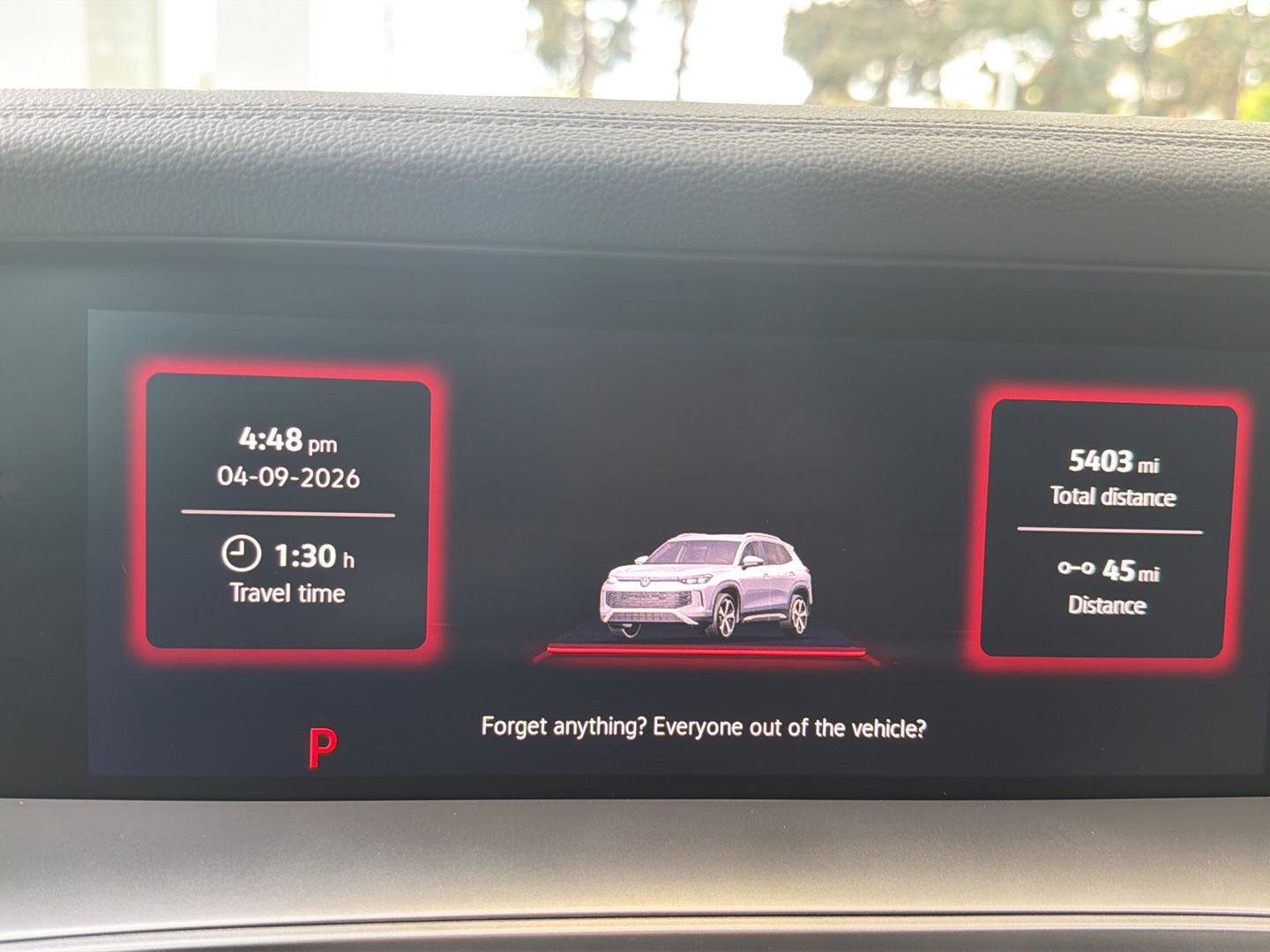 Certified 2025 Volkswagen Tiguan SE w/ Panoramic Sunroof Package image 20