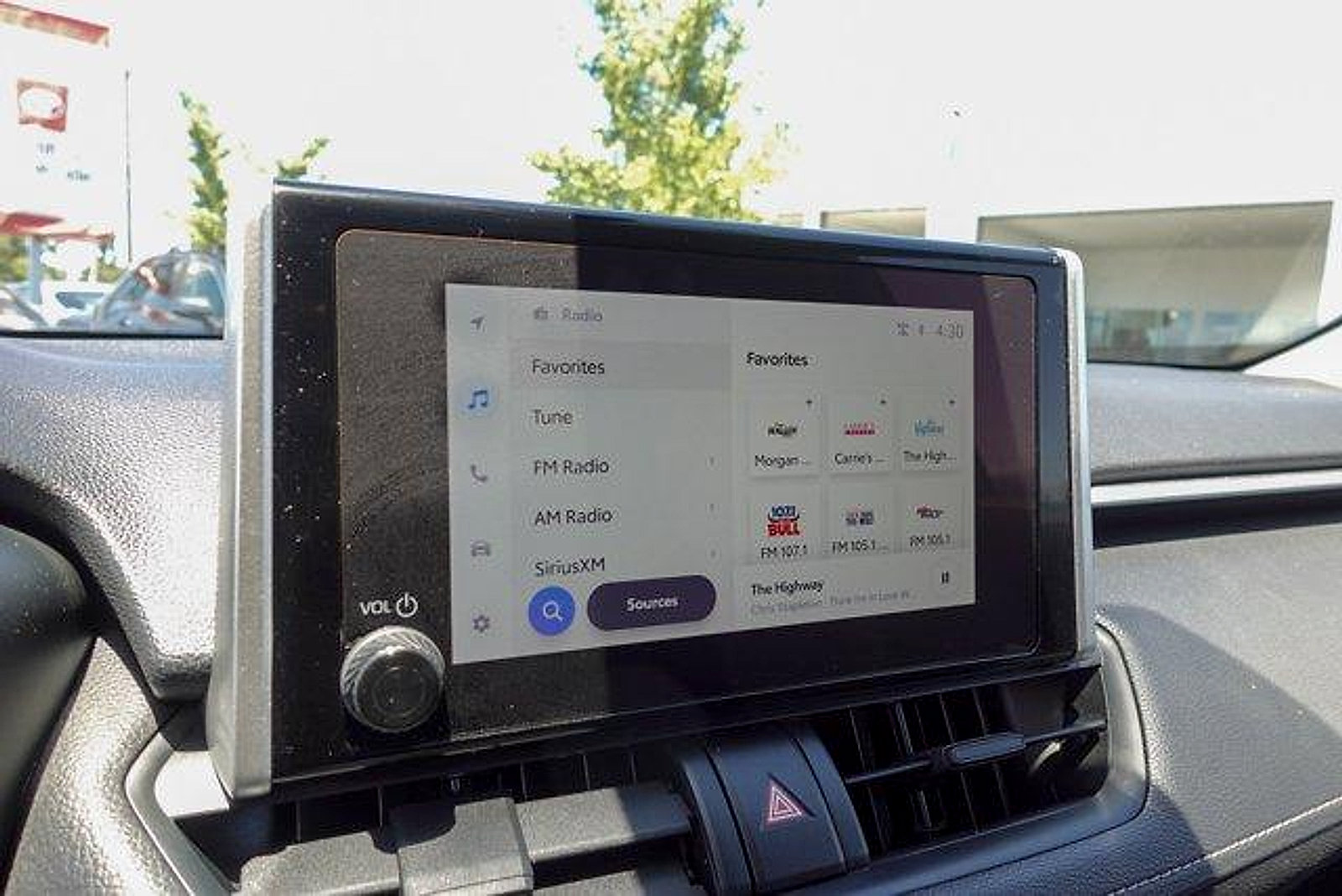 Used 2023 Toyota RAV4 LE AWD/4WD image 19