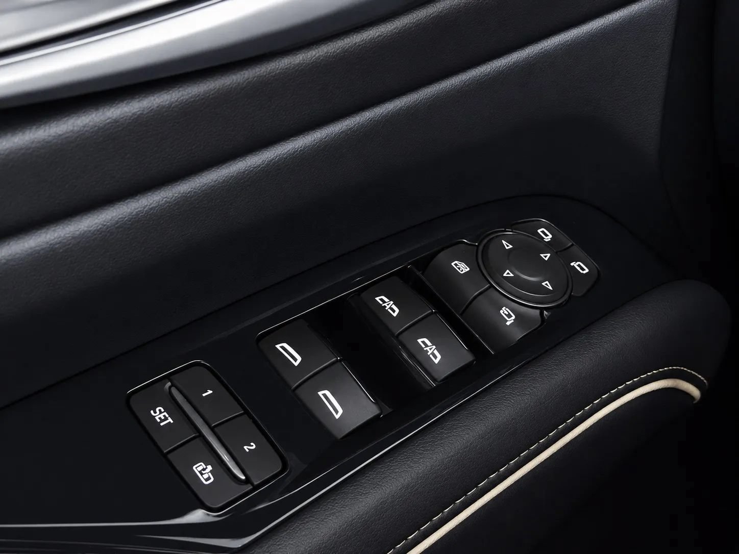 Used 2023 Cadillac Escalade ESV Luxury RWD image 44