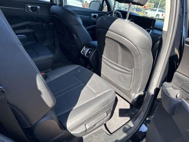 Used 2023 Kia Sorento SX image 29