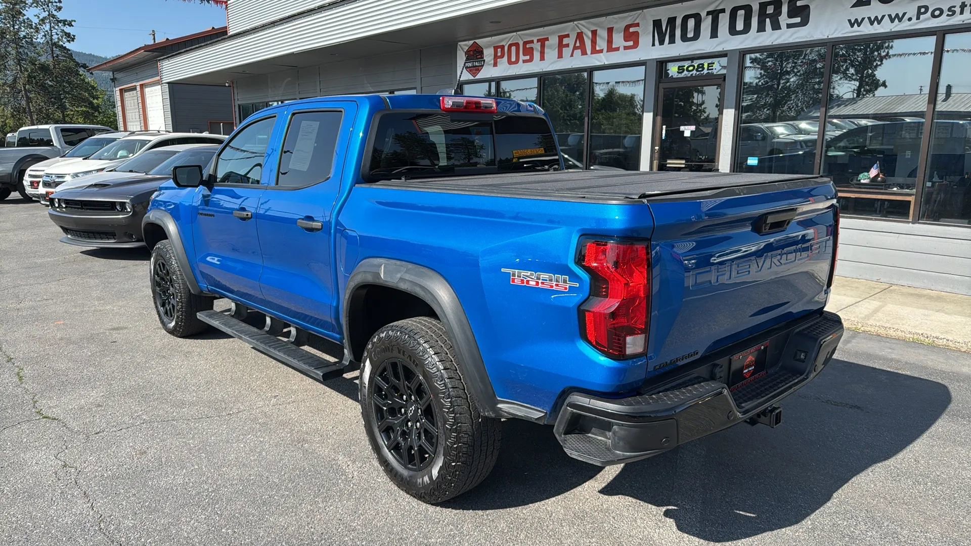 Used 2023 Chevrolet Colorado Trail Boss image 2
