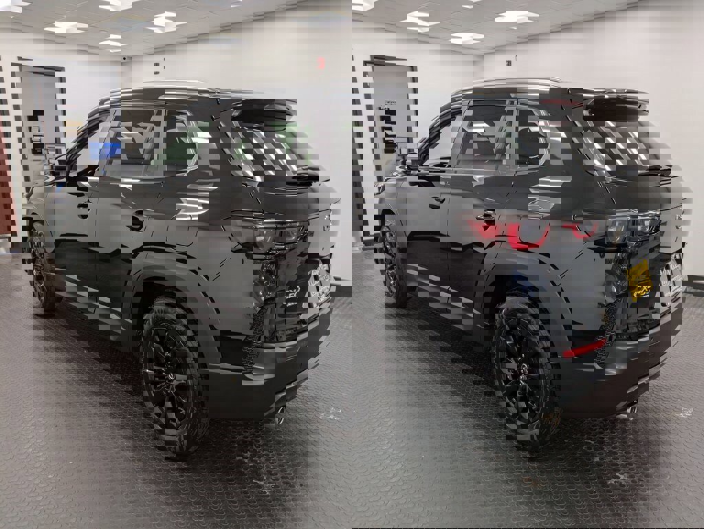 Used 2023 MAZDA CX-50 AWD 2.5 S w/ Select Package image 6