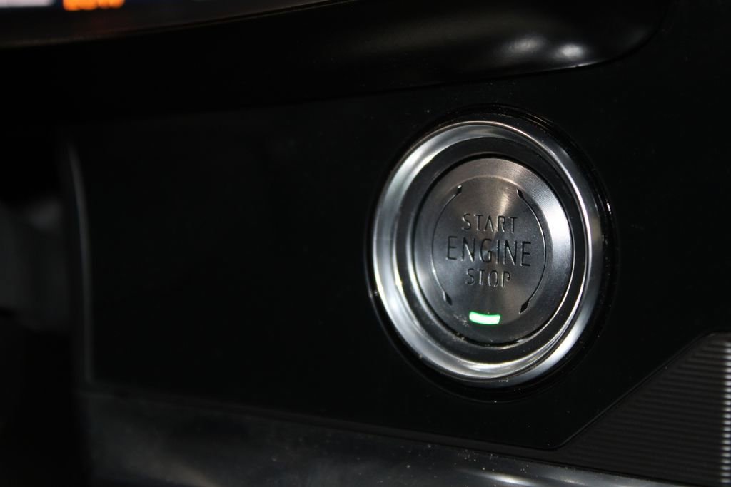 Used 2023 Chevrolet Corvette Stingray Premium Conv image 38