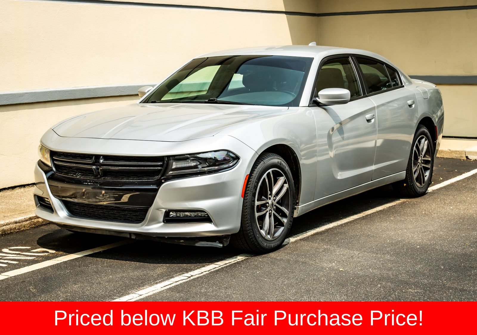 Used 2019 Dodge Charger SXT
