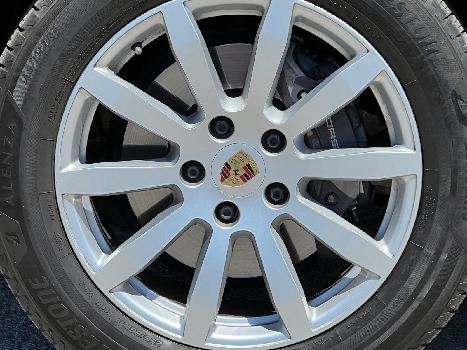 Certified 2019 Porsche Cayenne AWD/4WD image 12