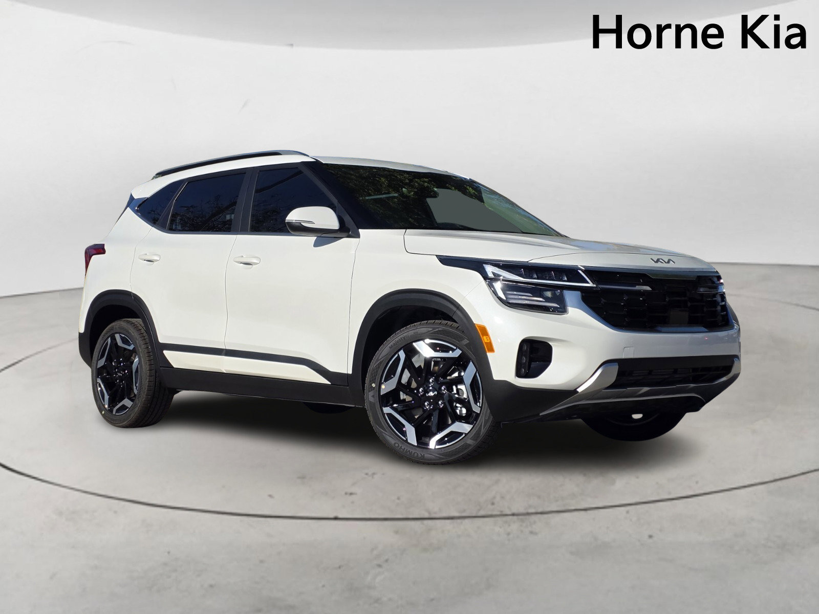 New 2026 Kia Seltos SX image 2