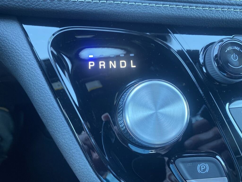 New 2026 Chrysler Pacifica Select w/ S Appearance Package image 20