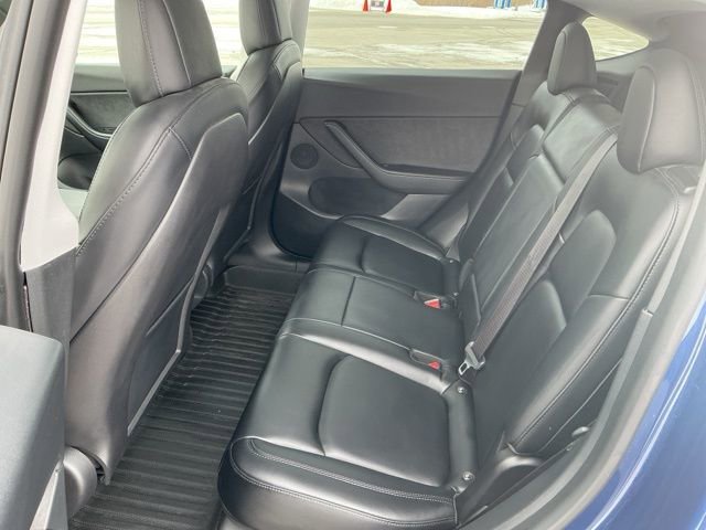 Used 2021 Tesla Model Y Long Range image 23