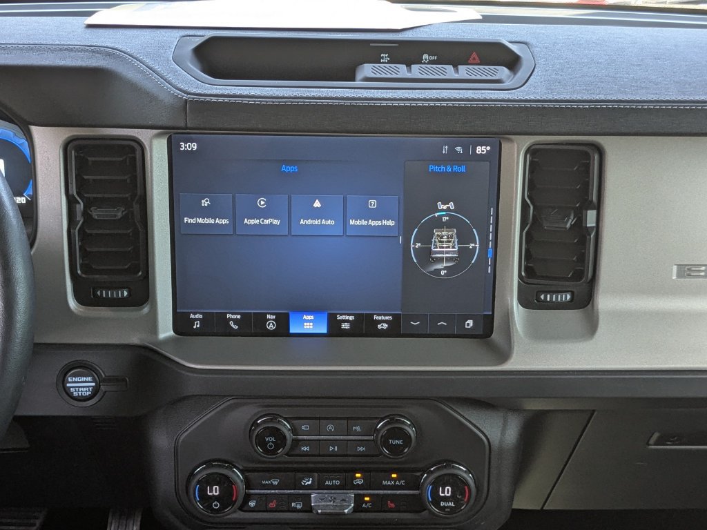 Used 2025 Ford Bronco Outer Banks AWD/4WD image 46