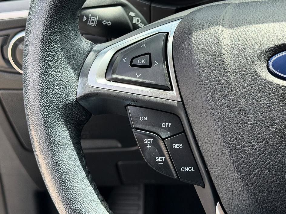 Used 2023 Ford Edge SEL w/ Convenience Package image 28