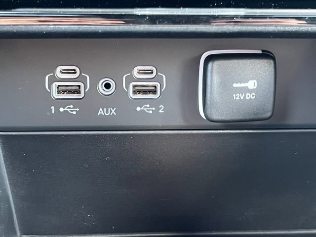 New 2026 Jeep Grand Cherokee L Limited w/ Limited Altitude Package AWD/4WD image 29