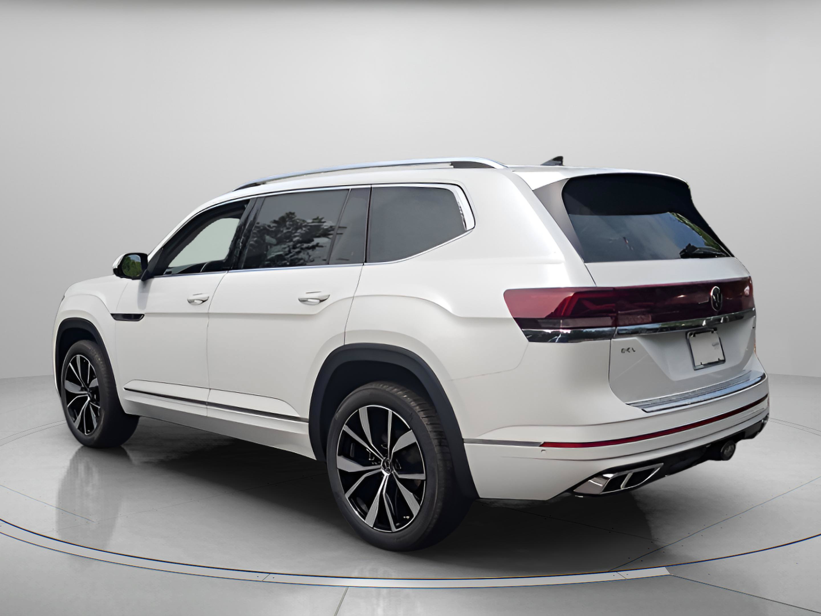 New 2026 Volkswagen Atlas SEL Premium R-Line AWD/4WD image 3