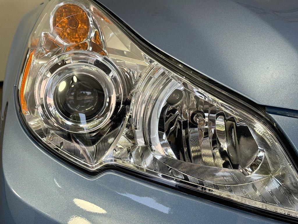 Used 2011 Subaru Outback 2.5i AWD/4WD image 34