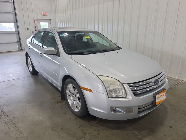 Used 2006 Ford Fusion SEL FWD image 3