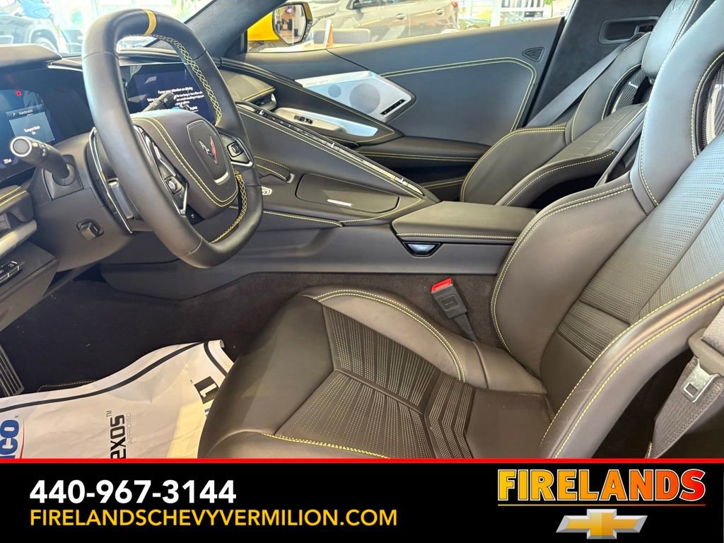 New 2025 Chevrolet Corvette Stingray Premium Cpe w/ Z51 Performance Package RWD image 20