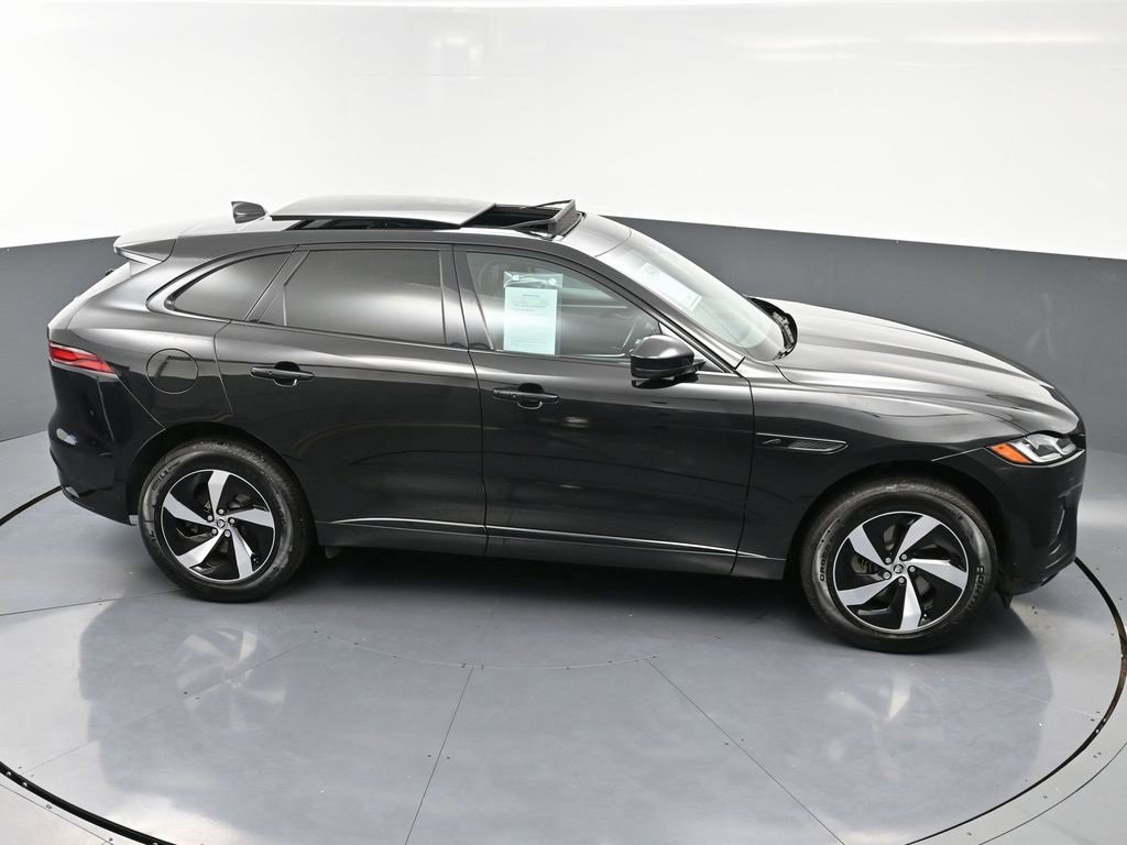 Used 2024 Jaguar F-PACE R-Dynamic S image 50