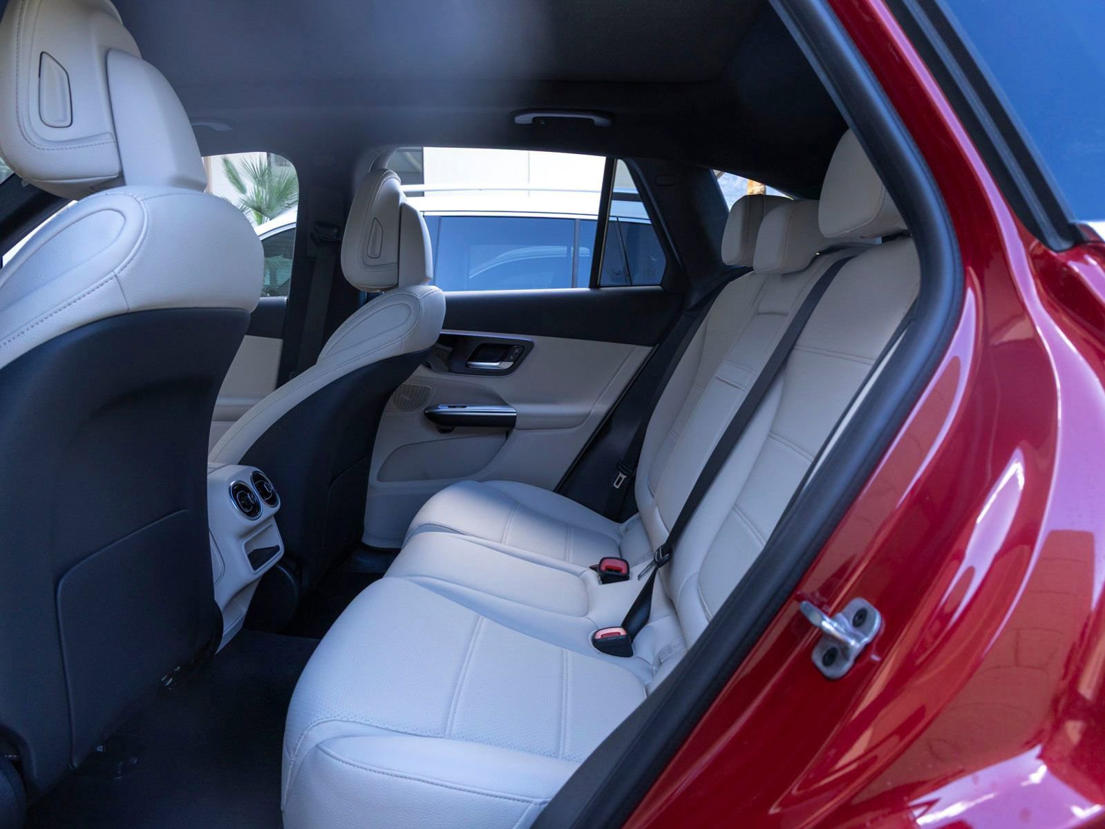 New 2026 Mercedes-Benz GLC 300 image 21