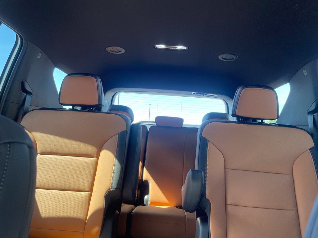 New 2027 Chevrolet Traverse Z71 w/ LPO, Floor Liner Package AWD/4WD image 19