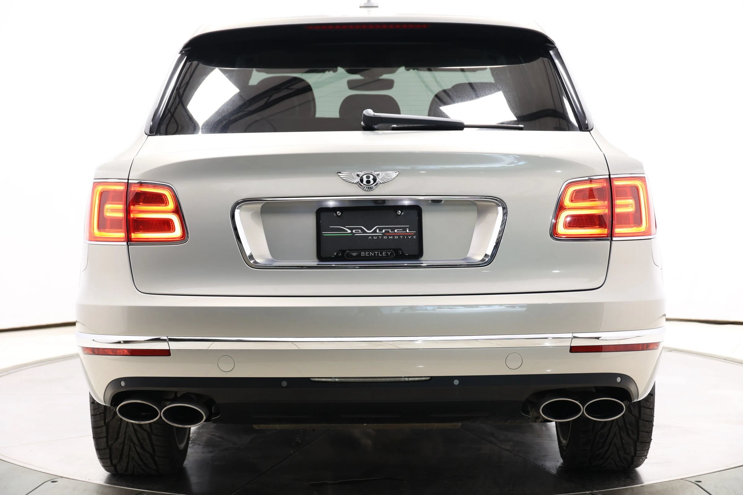 Used 2018 Bentley Bentayga Onyx Edition AWD/4WD image 74