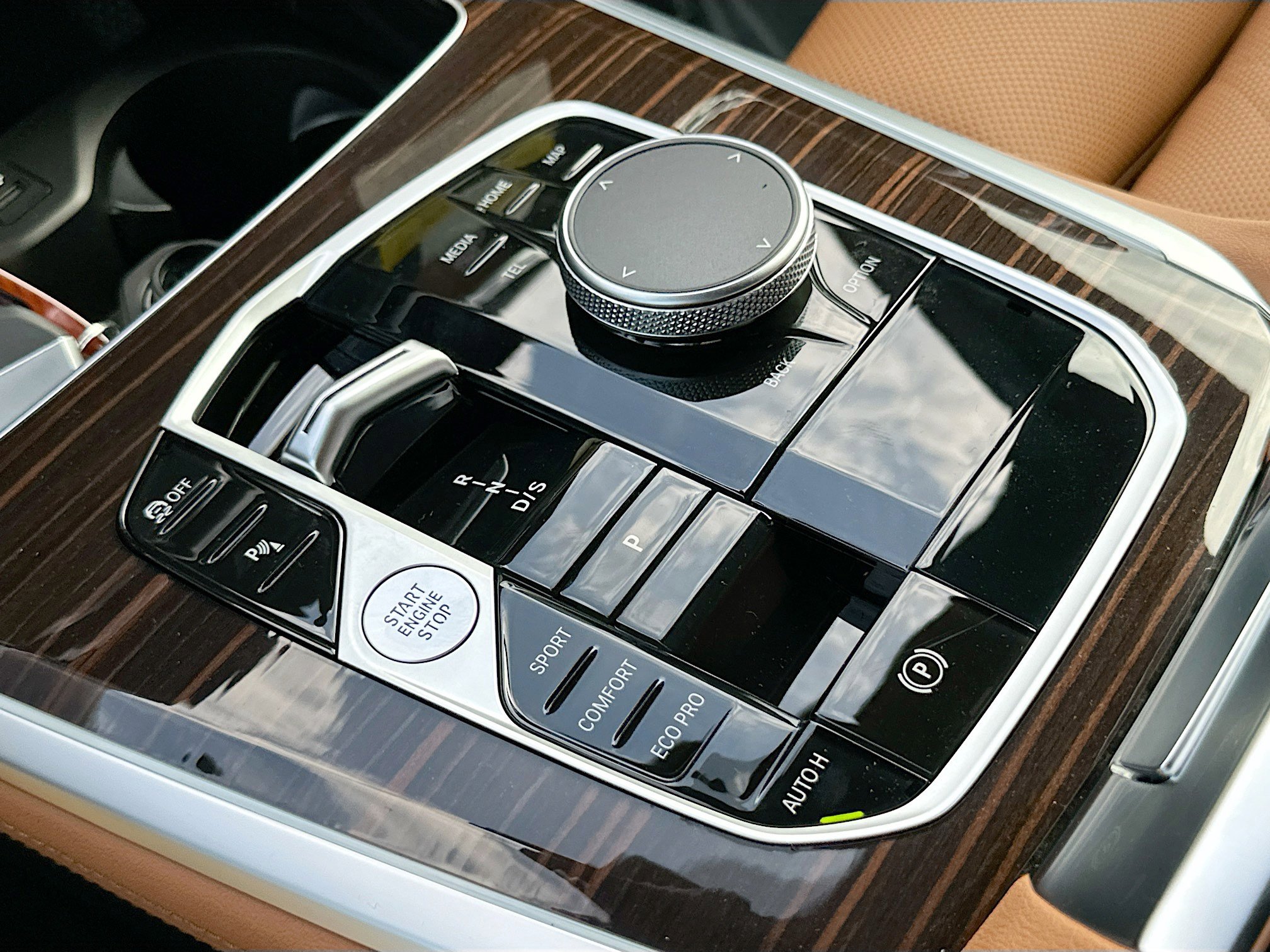 New 2026 BMW X5 sDrive40i w/ M Sport Package image 14