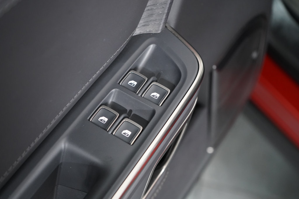 Used 2023 Rivian R1S Adventure Quad AWD/4WD image 22