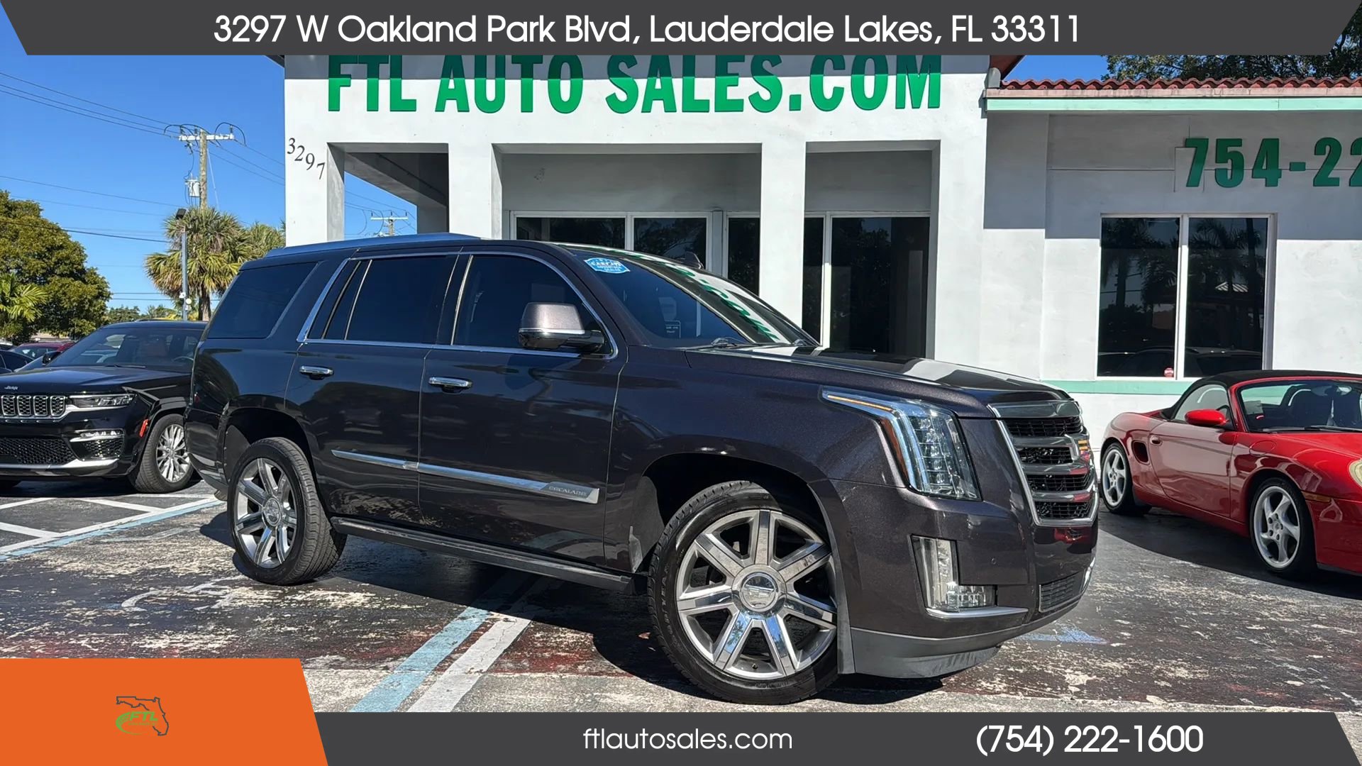 Used 2015 Cadillac Escalade Premium RWD image 2