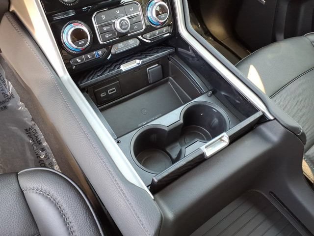 Used 2024 GMC Yukon Denali AWD/4WD image 7